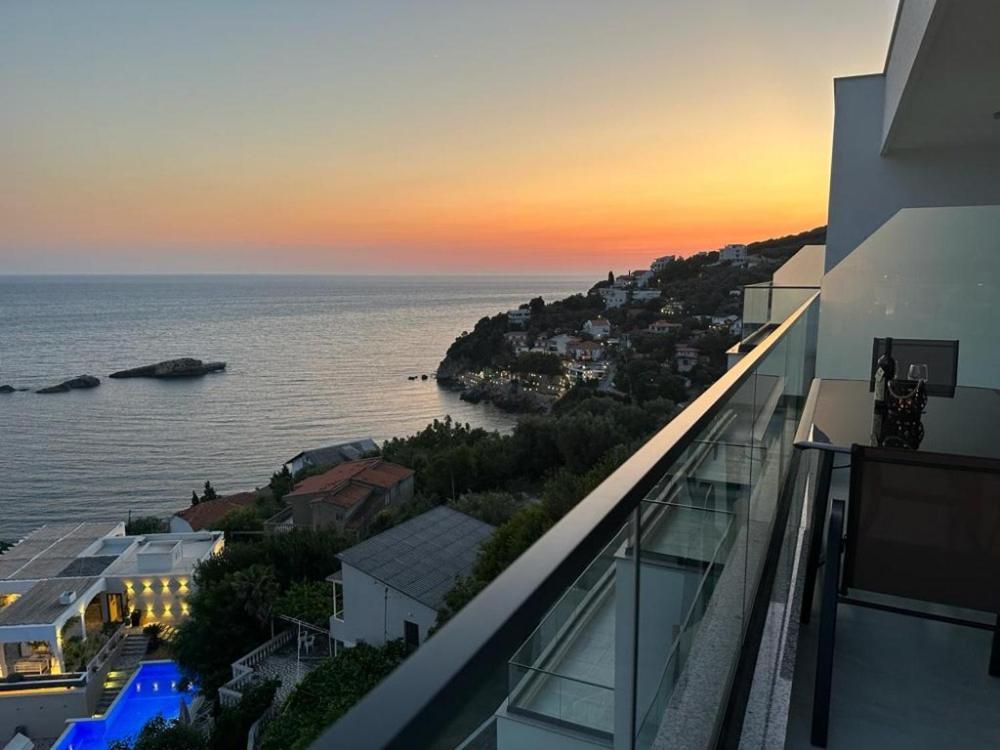 Nejra Apartment Ulcinj Eksteriør billede